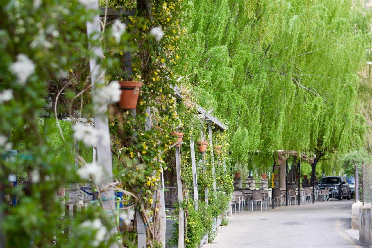 El Refugio Hotel ปินอส เกนิล ภายนอก รูปภาพ