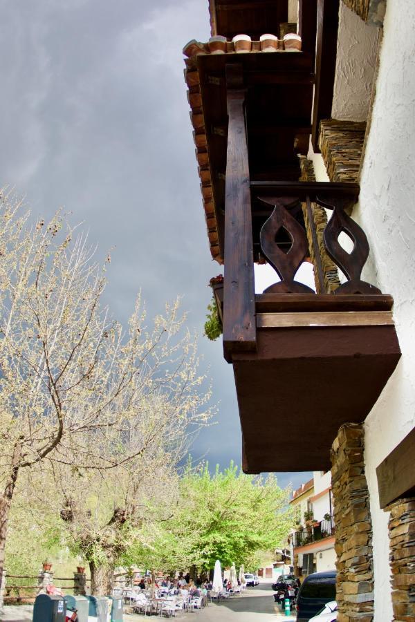 El Refugio Hotel ปินอส เกนิล ภายนอก รูปภาพ